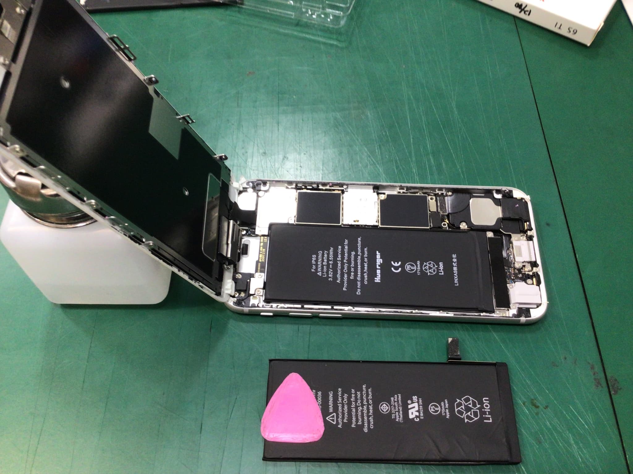 ふじみ野市、川越市、所沢市でiPhone6ｓのバッテリー交換ならスマホ修理工房イオン大井店にお任せください！